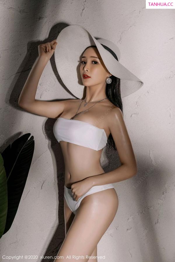 周妍希 奶瓶土肥圆 [XiuRen]高清写真图 2020.07.17 No.2339 奶瓶土肥圆矮挫丑黑穷第4张图片